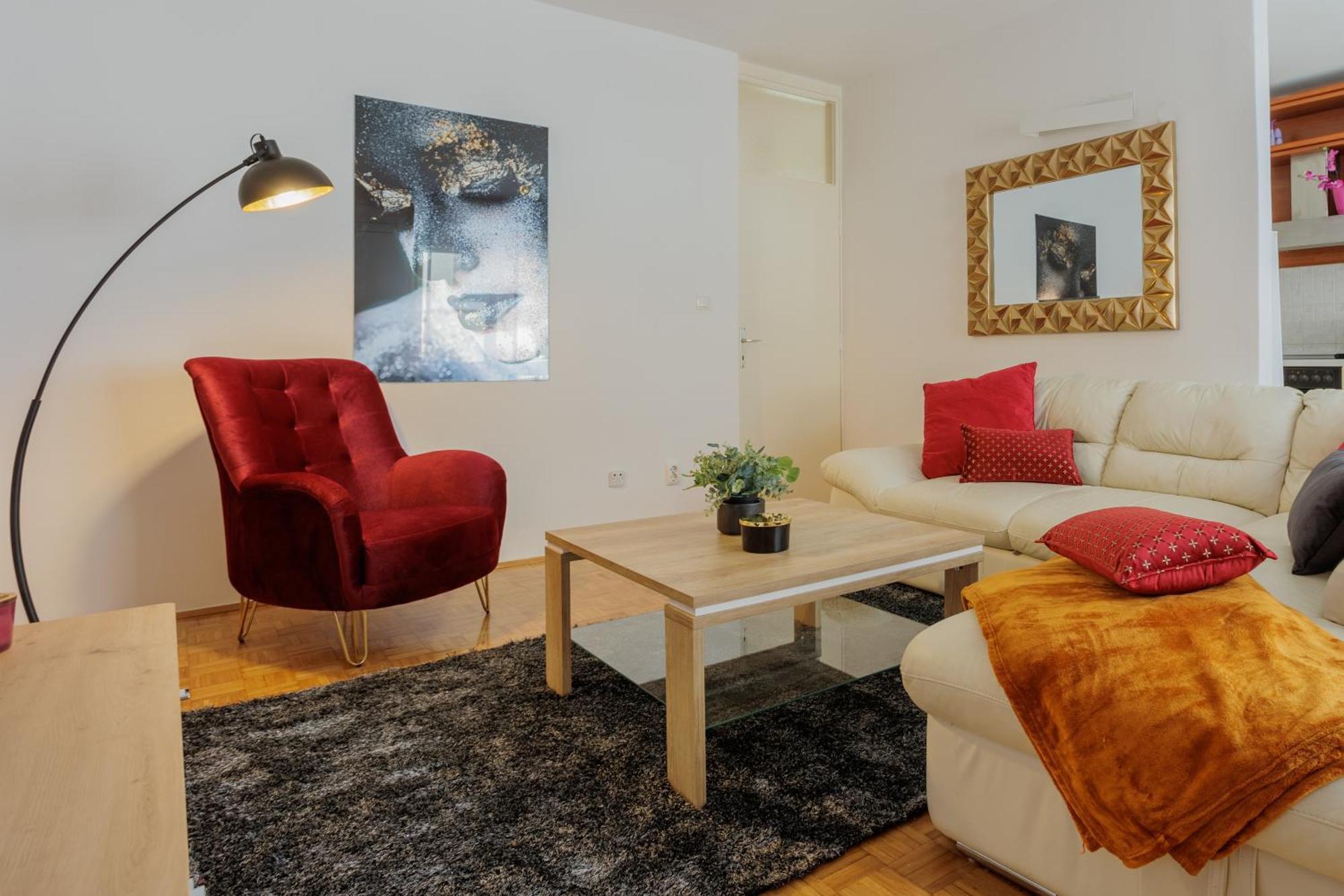 Center Apartment Silvana Split Bagian luar foto