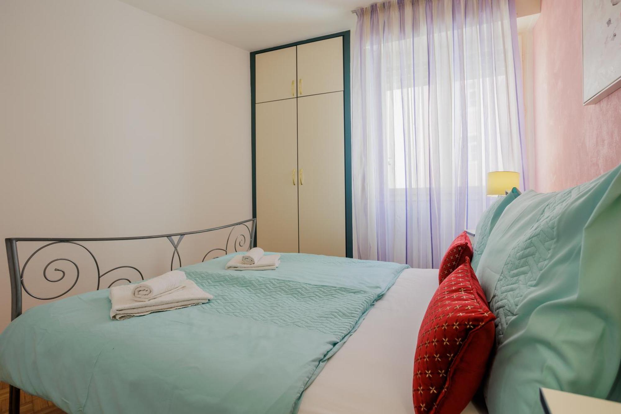 Center Apartment Silvana Split Bagian luar foto